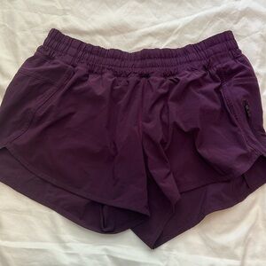Lululemon low rise tracker short with liner